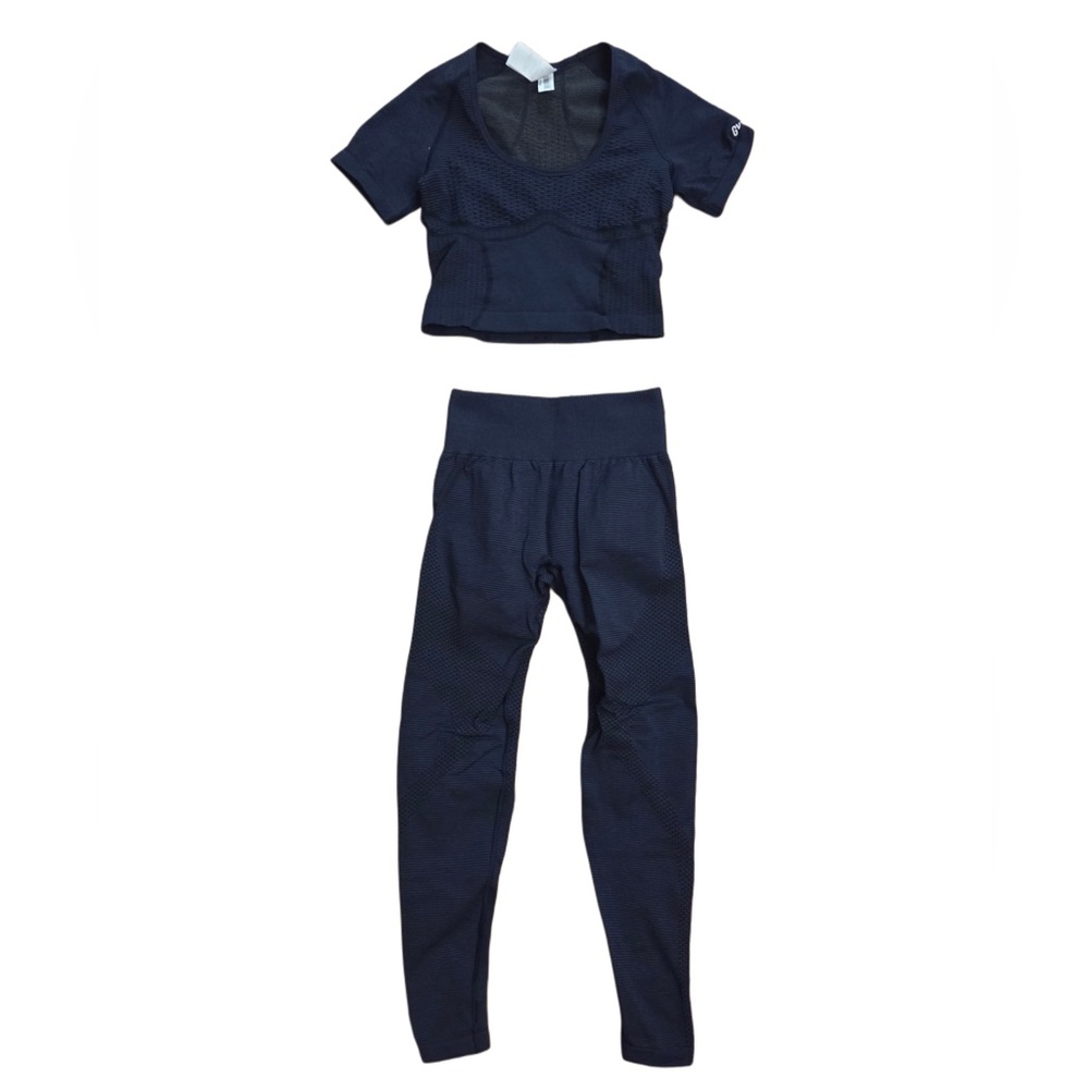 Gymshark Navy Sports Bra and Matching Leggings Set